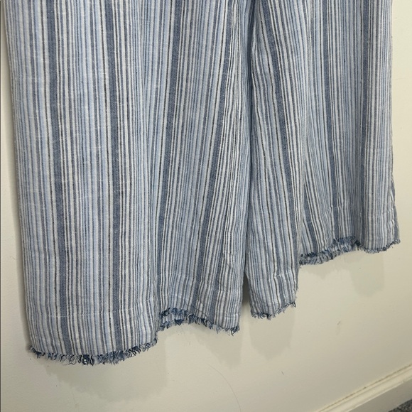 NWOT CLOTH & STONE Linen Blend Raw Hem Cropped Pants Blue Stripe Size Small - Picture 8 of 15